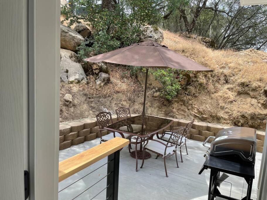 Soleil Luna 2 Miles From Sequoia Park Entrance Three Rivers Ngoại thất bức ảnh
