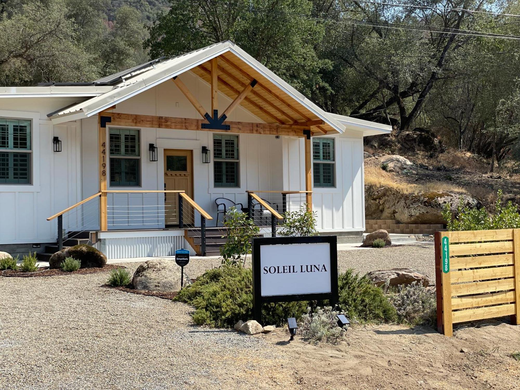 Soleil Luna 2 Miles From Sequoia Park Entrance Three Rivers Ngoại thất bức ảnh